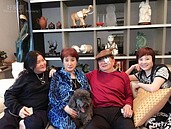 楊麗花露臉駁婚變　豪宅骨董蒐藏意外曝光...