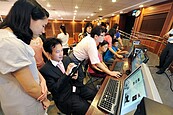 彰化推廣數位閱讀　購置電子書供民眾借閱