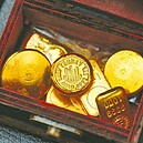 中東戰火、避險升溫　外銀看好黃金、短天期美公債